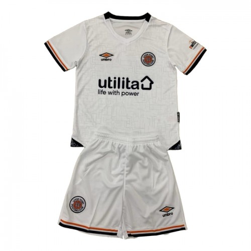 Fotballtrøye Luton Town Tredjedrakt 2024-25 Kortermet - Barn(+ Shorts) Fotballtrøye Luton Town Tredjedrakt 2024-25 Kortermet - Barn(+ Shorts)
